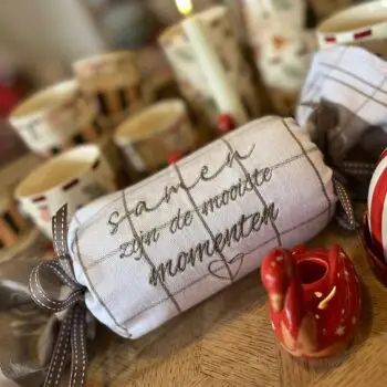Voorraadpot +handdoek 'Samen zijn de mooiste momenten' + 8 Home made madeleines